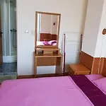 Rainbow 1 Lägenhet Slăntjev Brjag